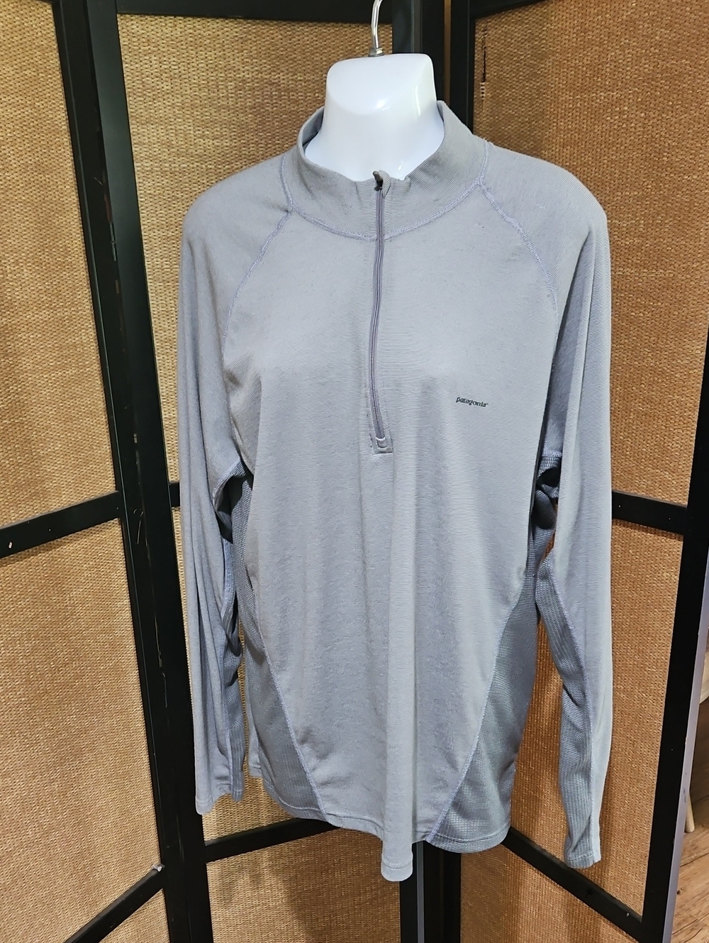 Patagonia Men's Light Gray Half-Zip Pullover